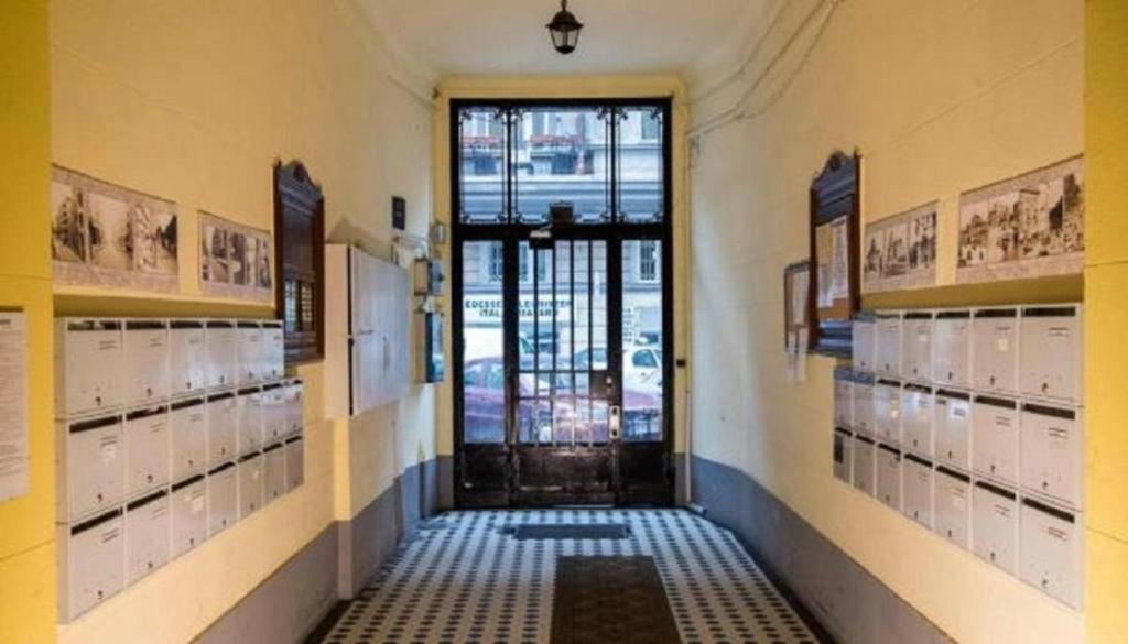 Gorgeous Flat Right Near The City Center Budapest Ngoại thất bức ảnh